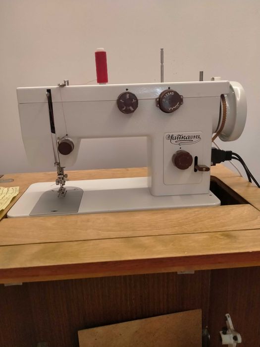 Продам швейные машинки семейства "Чайка"