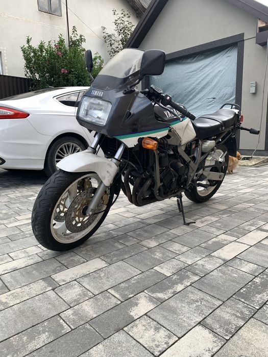 Продам Yamaha Fz750