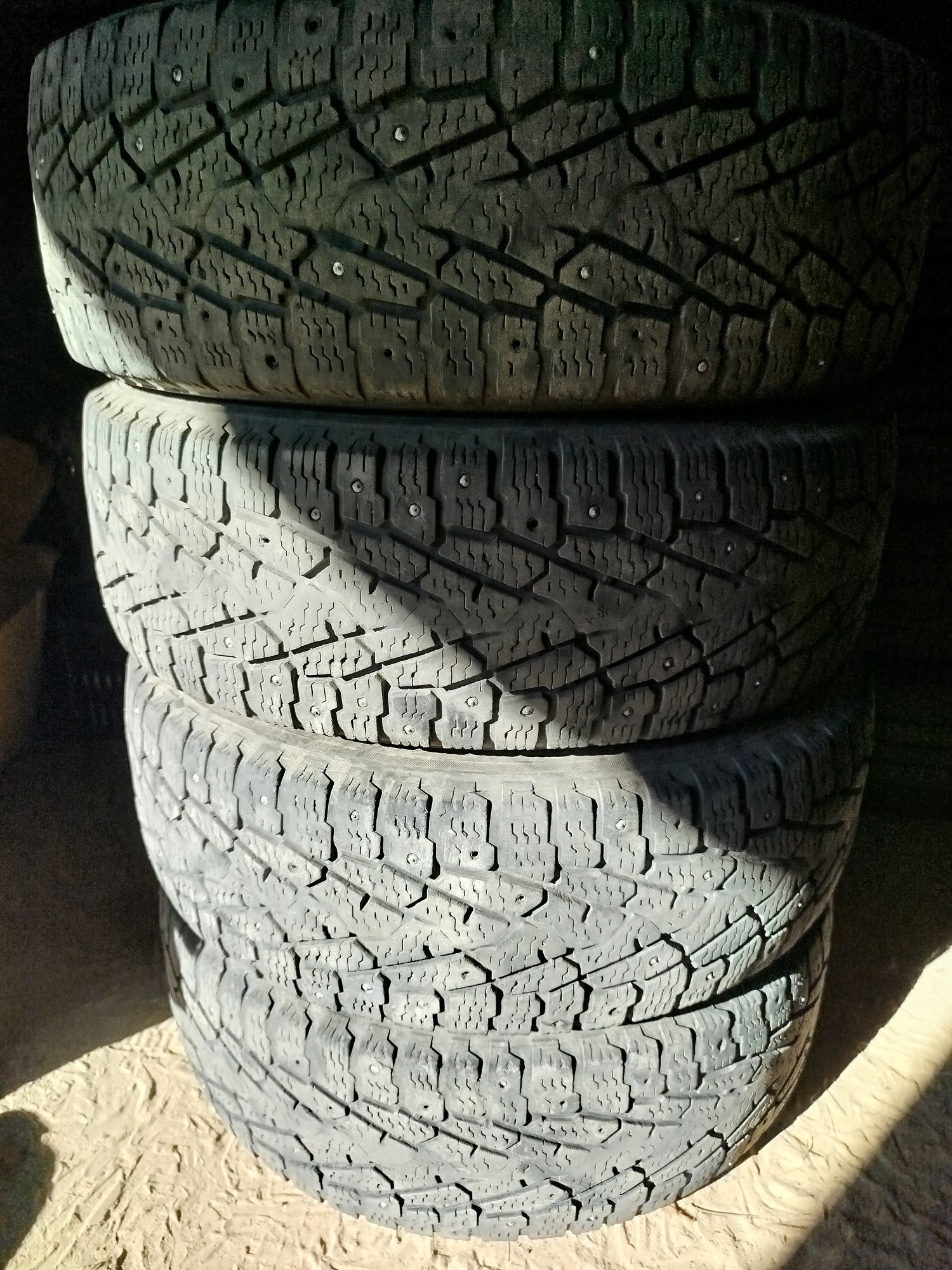 Шини Nokian 205/65 R16С