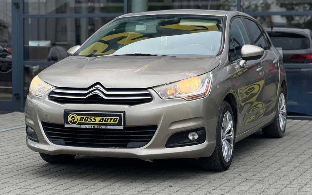 Citroen C4 2011 року