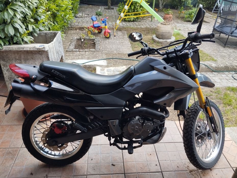Keeway TX 125 venda ou troca