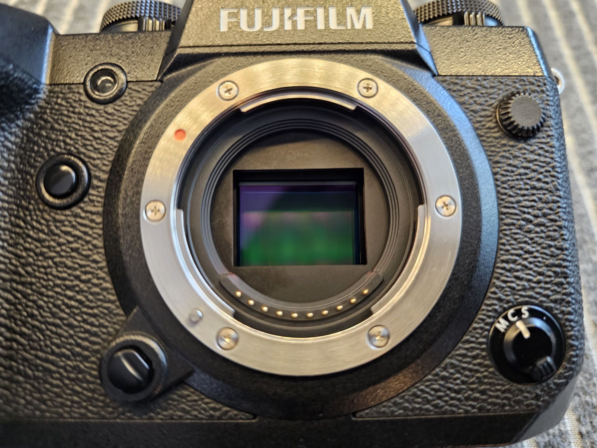 Kultowy aparat Fujifilm X-H1, plus dodatki, świetny stan