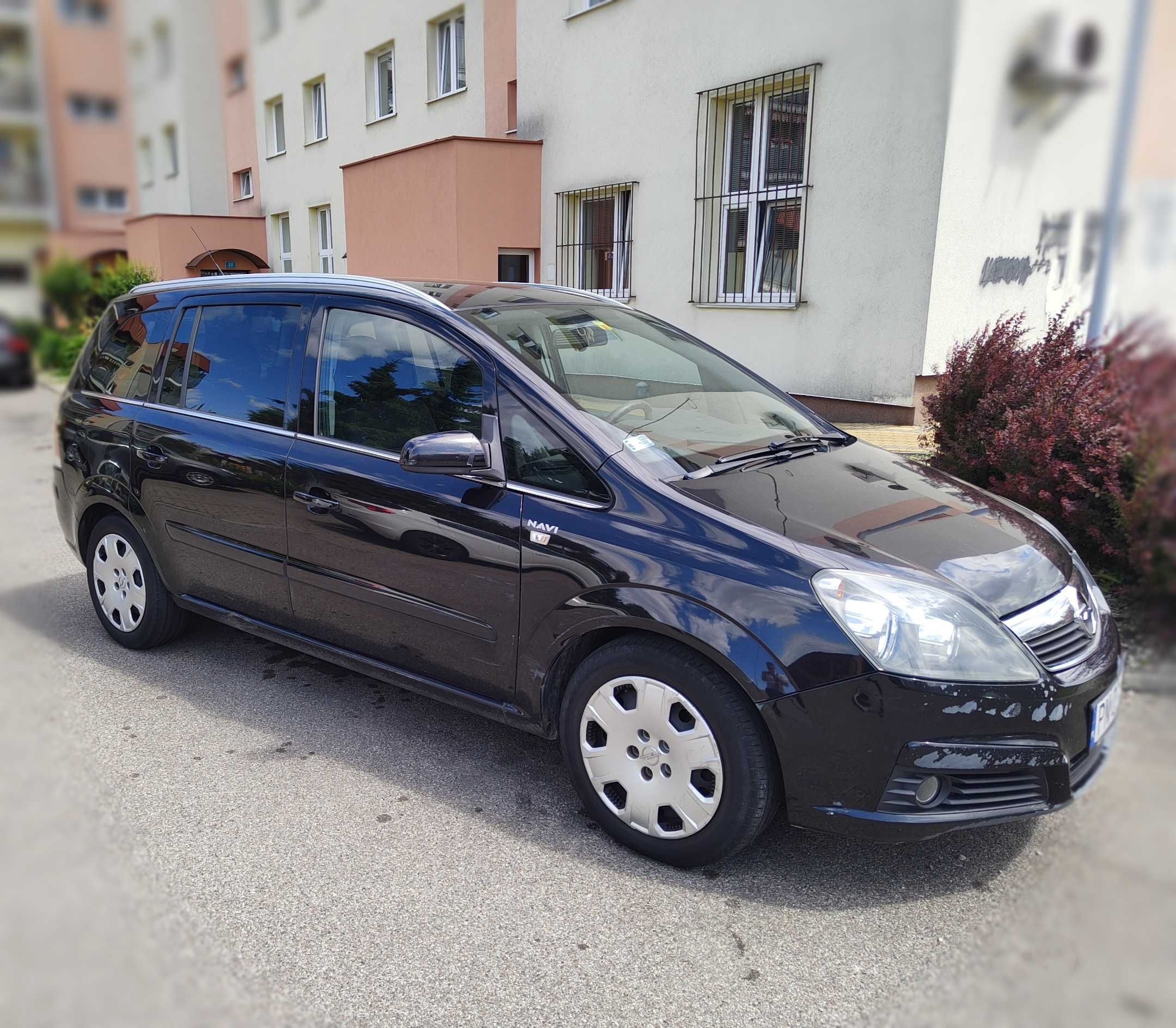 Opel Zafira 1.9 TDI dostosowany dla osoby niepełnosprawnej