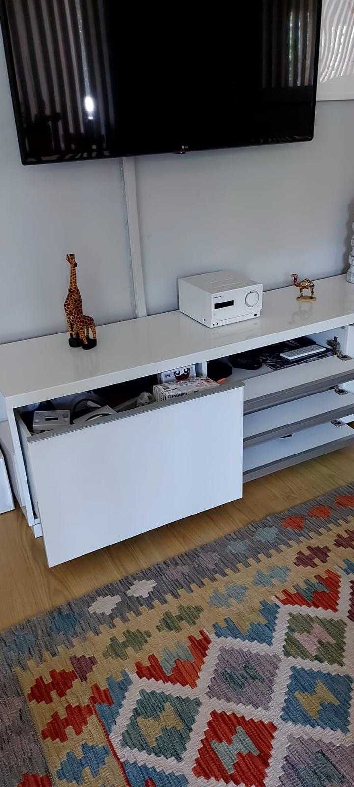 Besta Burs Móvel-tv-branca Ikea.