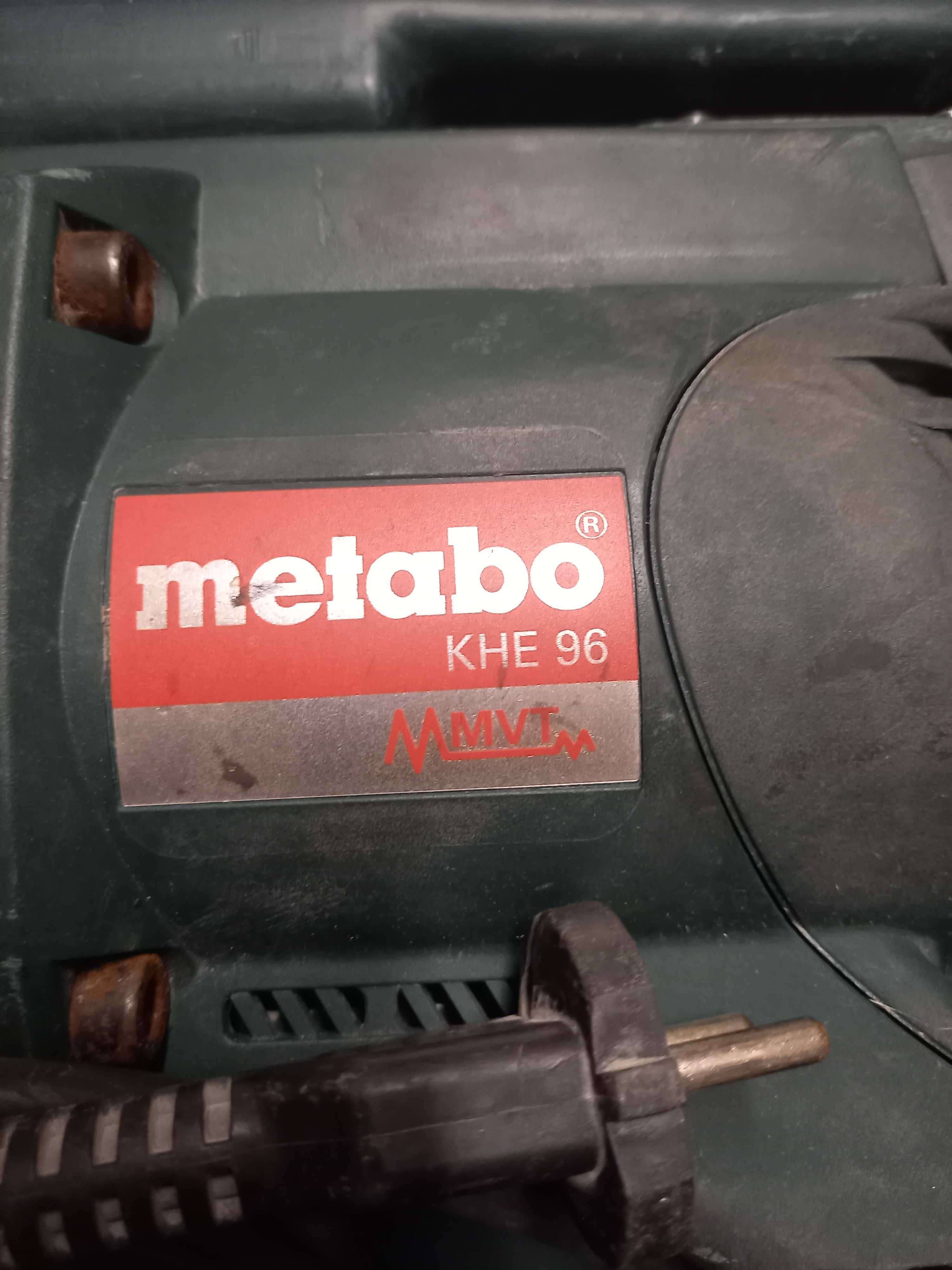 Młot udarowy Metabo KHE 96 z uchwytem SDS-max + walizka  UŻYWANY