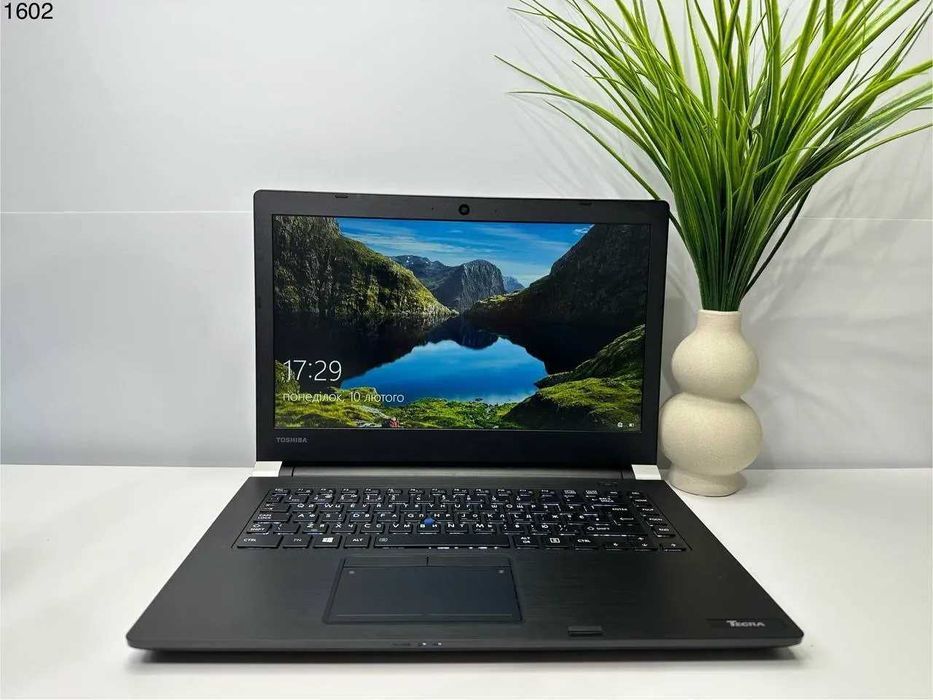 Toshiba Tecra A40-C 14" FHD i5-6300u 8Gb 240ssd WebCam Ledkeyboard +бж