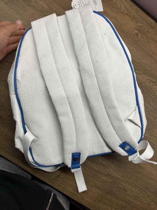 Рюкзак Jordan в білому колірі