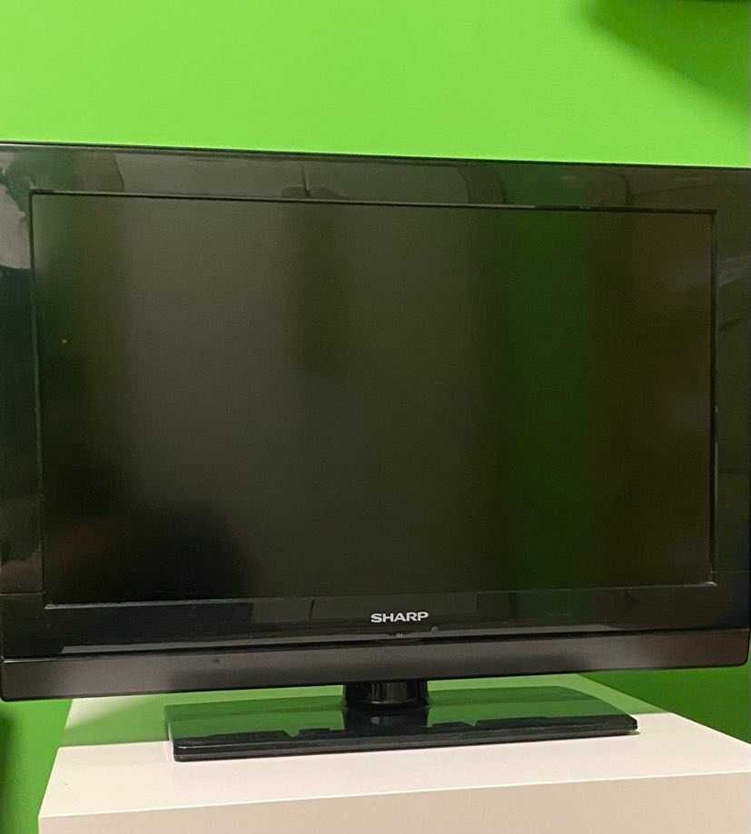 Telewizor SHARP 26"