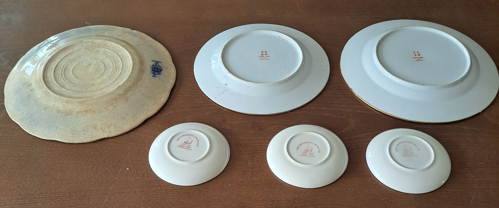 Pratos  para venda.