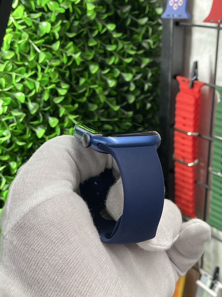 Apple Watch 7 45mm Blue Магазин, Гарантія, Вибір