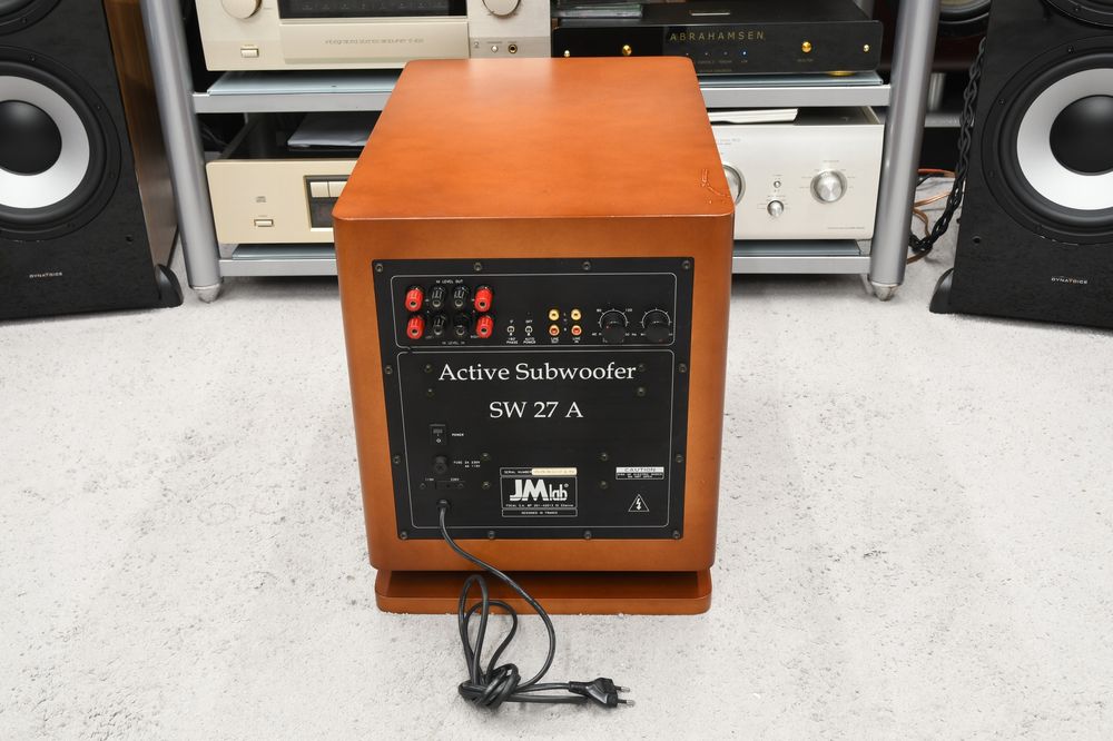 Mocny subwoofer aktywny JM Lab Cobalt 27A do kina domowego i muzyki
