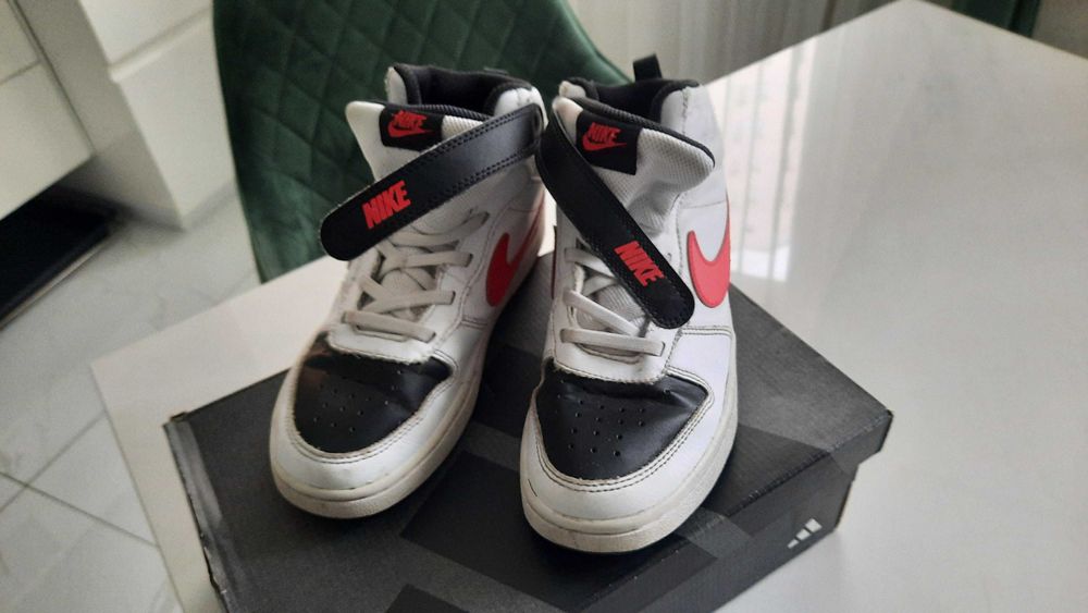 Кросівки дитячі Nike COURT BOROUGH MID 2 (TDV) червоно-чорно-білі