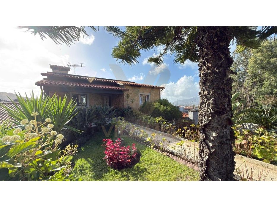 Andar de Moradia T4+1 - Feitosa - Ponte de Lima