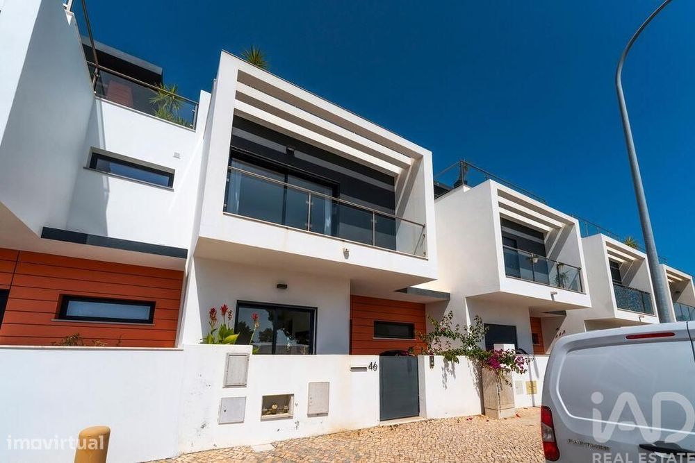 Casa / Villa T3 em Moncarapacho e Fuseta de 126,00 m2