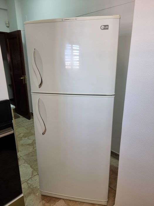 Frigorífico Combinado LG em ótimo estado