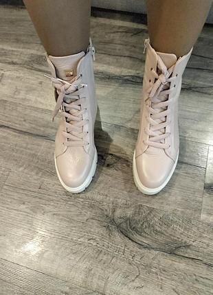 Утеплені черевики Hoql р 39-40 оригінал