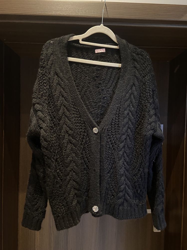 Sweter kardigan cult
