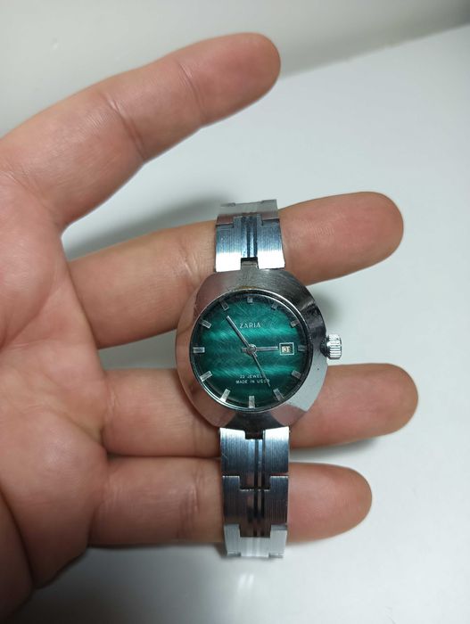 Zegarek damski Zaria 22 kamienie vintage ZSRR sprawny