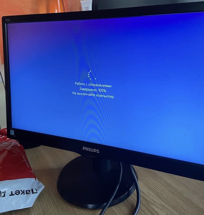 Продам монітор Philips 18.5” LED у гарному стані