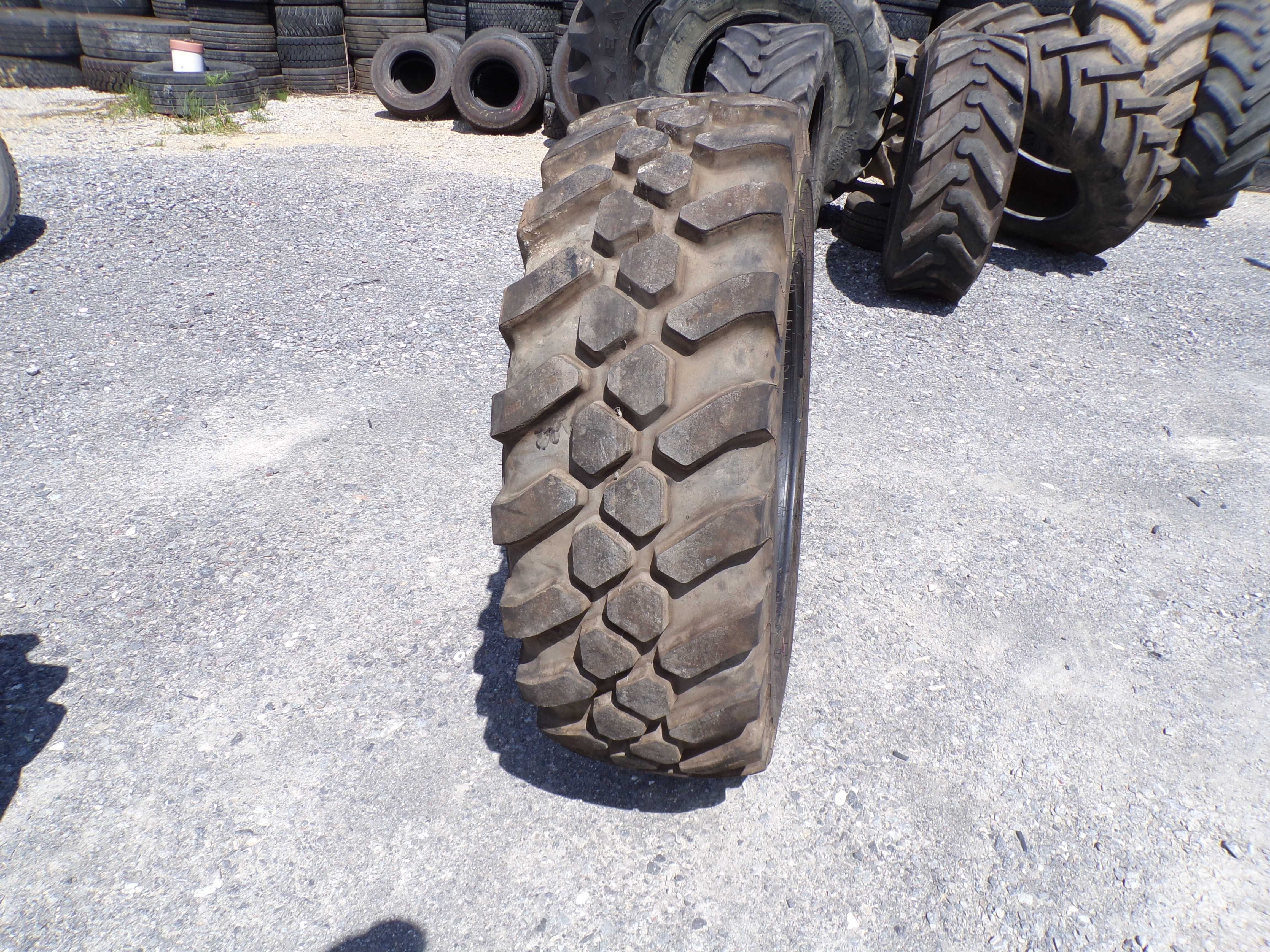 opona 405/70R24 400/70R24 Apollo 16.0/70R24 TERRA PRO (950 netto)