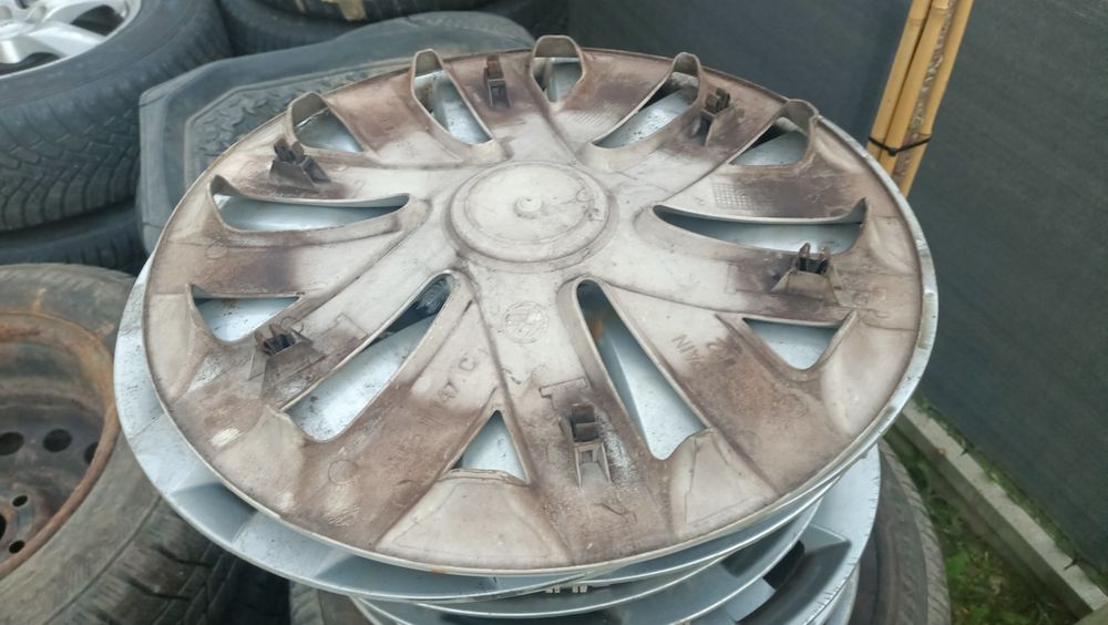 Oryginalne kołpaki VW Polo na klipsy spinki okazja 15 cali