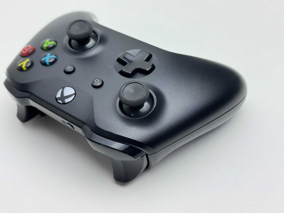 Oryginalny pad Xbox One S/X Series X/S, CZARNY - BLACK, BDB STAN!
