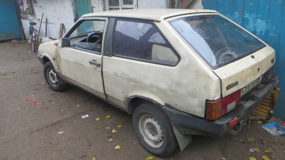 автомобиль ваз 2108