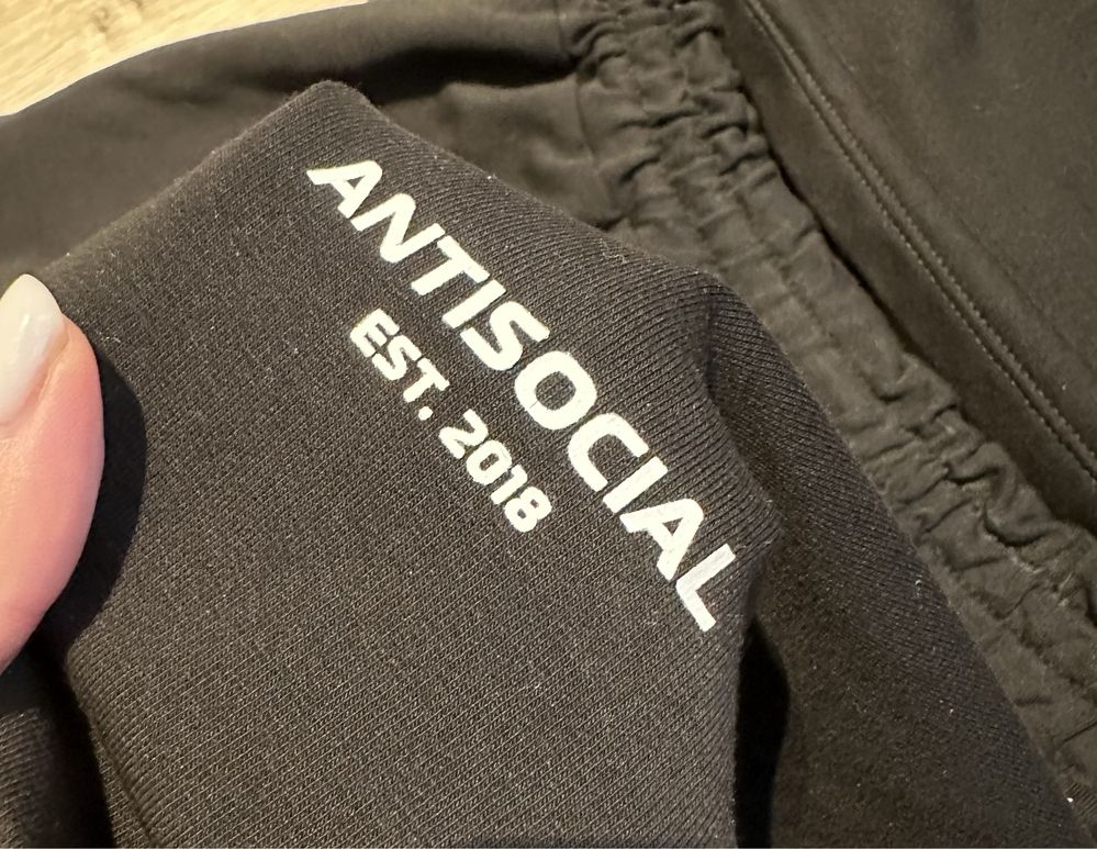 Костюм Antisocial