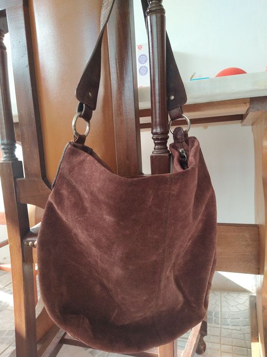 Mala castanha em pele, estilo boho