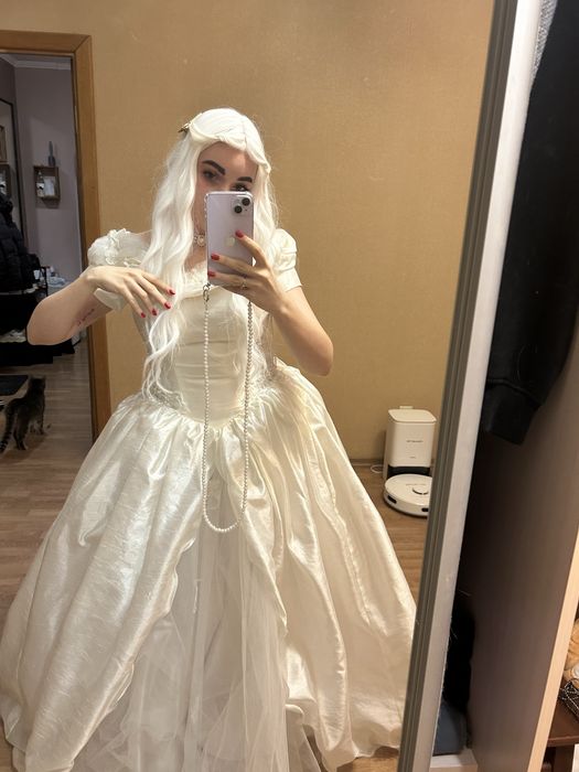 Сукня карнавальна, королеви, принцеси, на хеловін