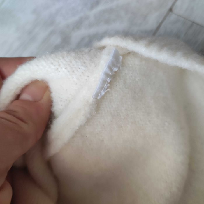 Zara sweter S kremowy