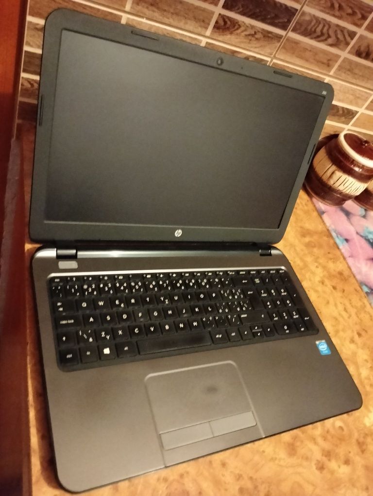 Ноутбук hp, 500GB