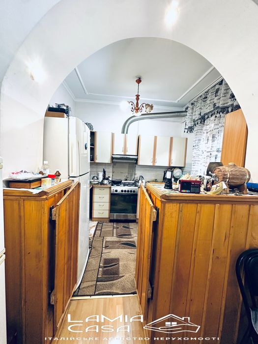 Продаж двох будинків в Годилові. 5 хв від Героів Майдану