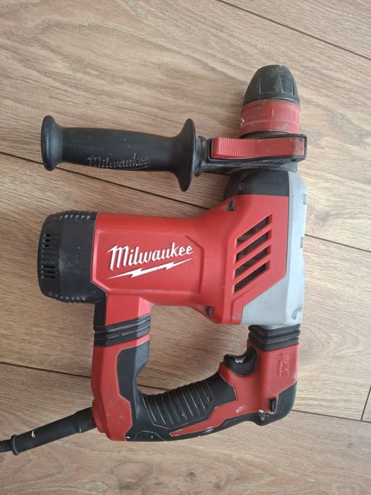 Młotowiertarka milwaukee