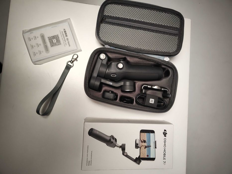 Стабілізатор DJI Osmo Mobile 7P, модуль стеження, світло + кейс!!!