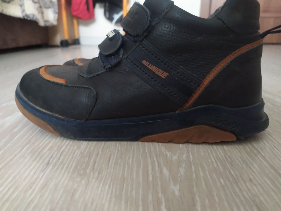 Продам  ортопедичне взуття