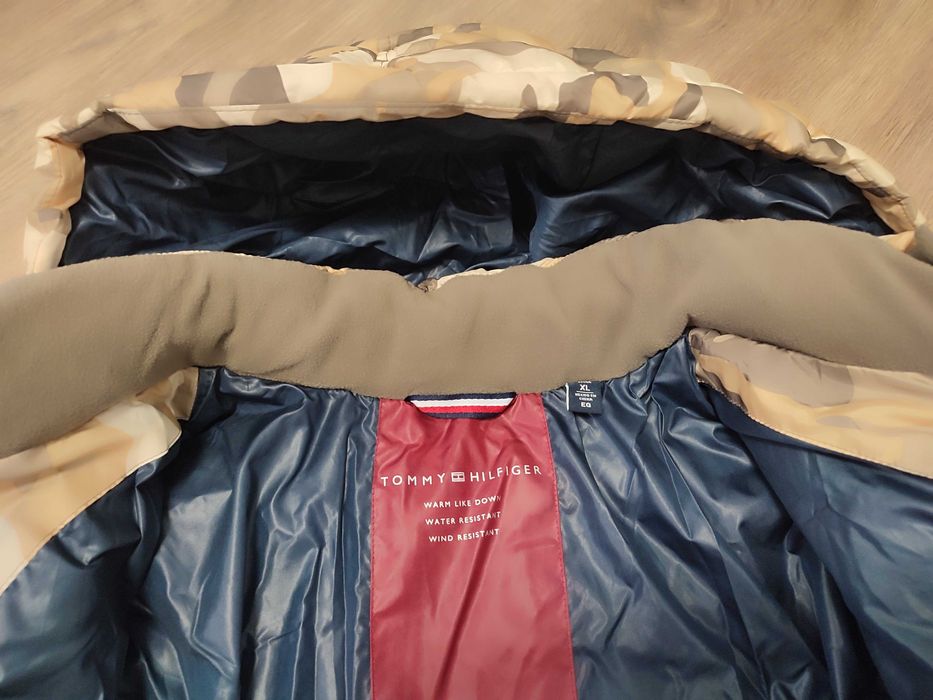 Куртка Tommy Hilfiger оригінал  розмір XL