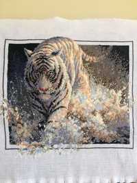 картина- вишивка Тигр