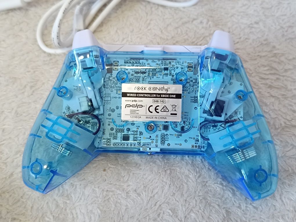 Джойстик Xbox one wired controller