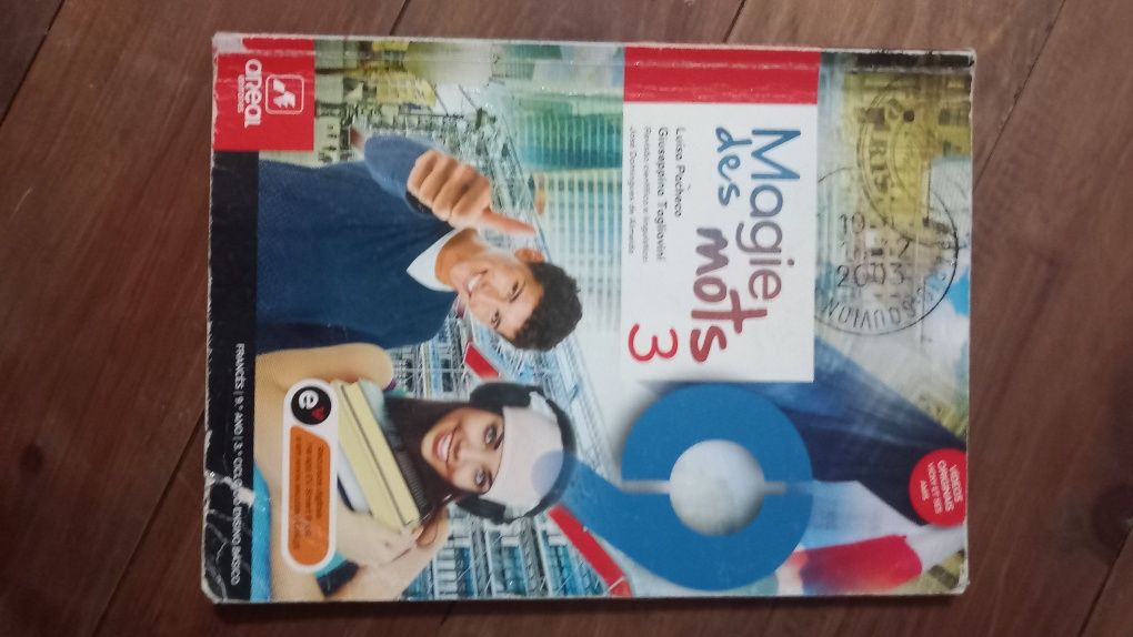 Livro de francês 9°ano