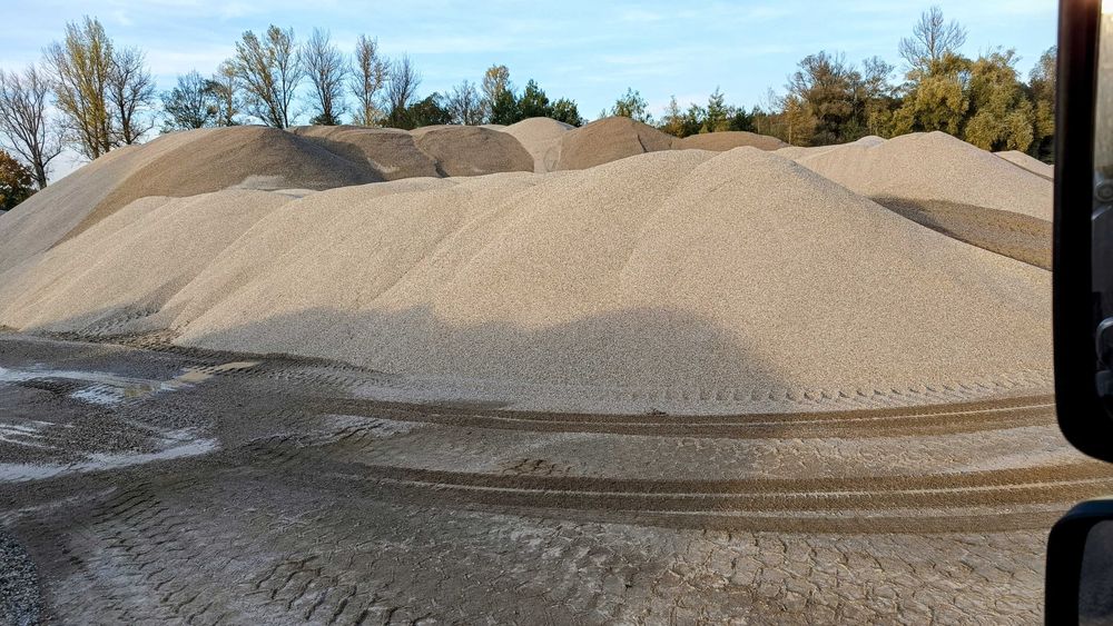 Piasek CBR - do zasypywania fundamentów, kruszywo drobnoziarniste
