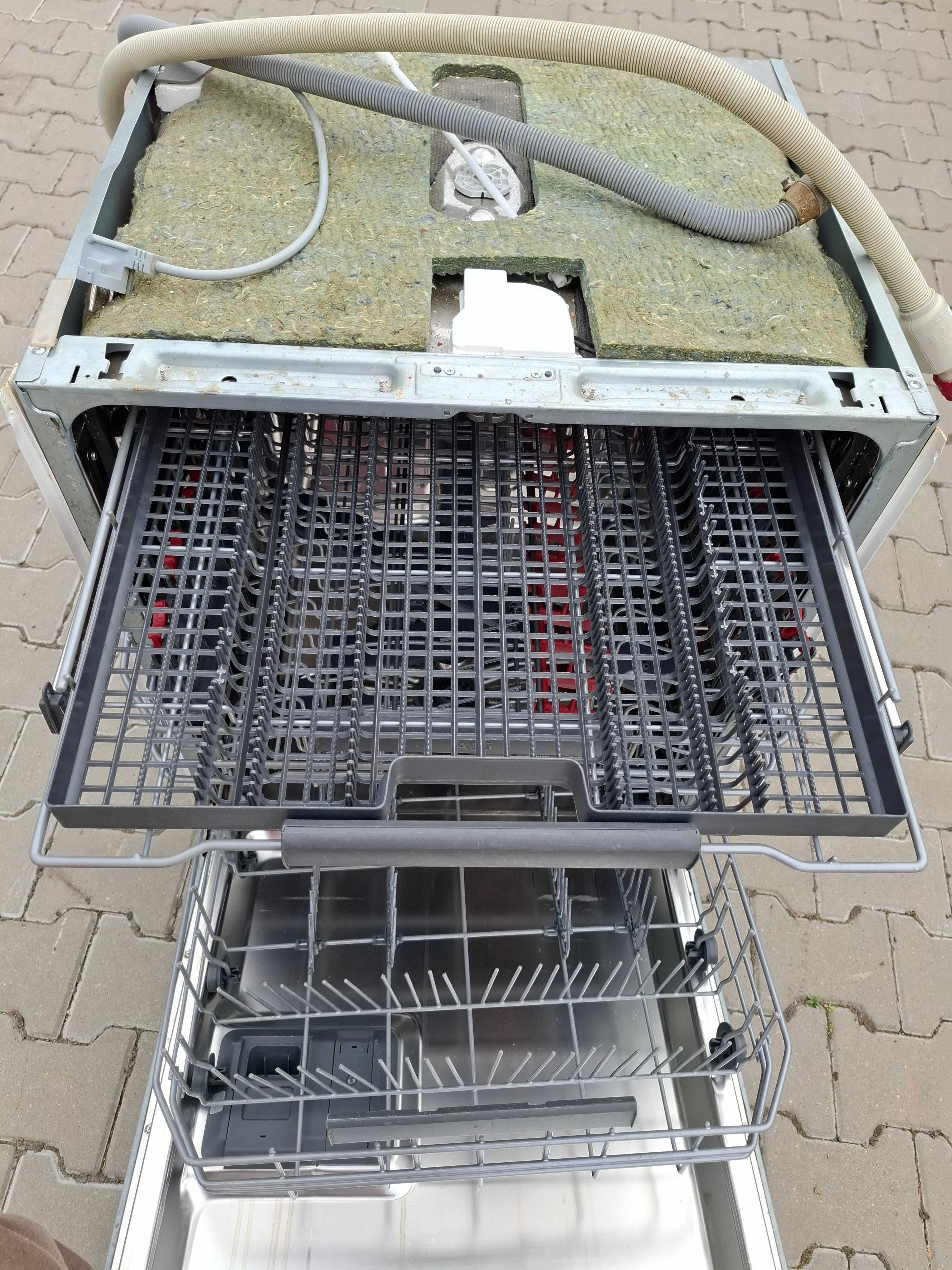 zmywarka pod zabudowę m-ki AEG