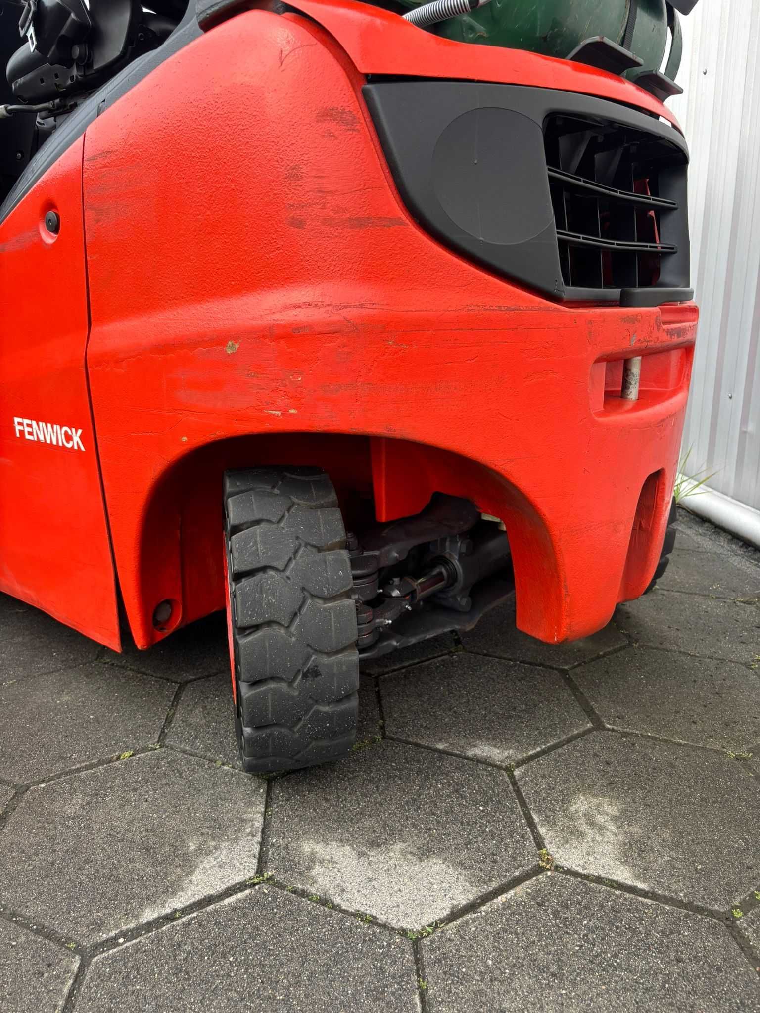 Wózek widłowy Linde H16T-01, LPG, Triplex 4640 mm, 2012 rok, 3800 mth