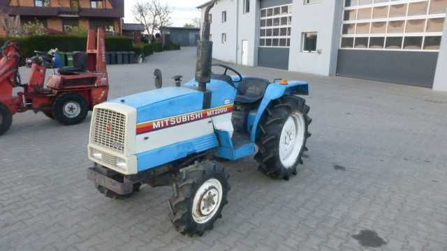 Traktor Mini Traktorek MITSUBISHI MT 2201 D 4x4