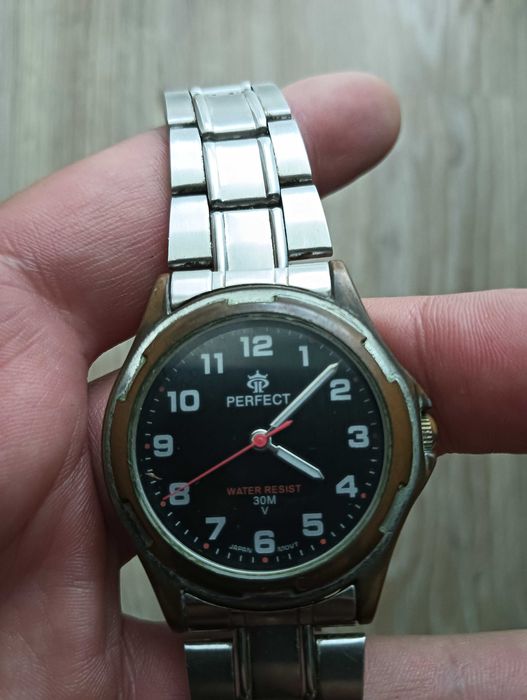 Zegarek męski Perfect czarny cyferblat stalowy pasek Japonia