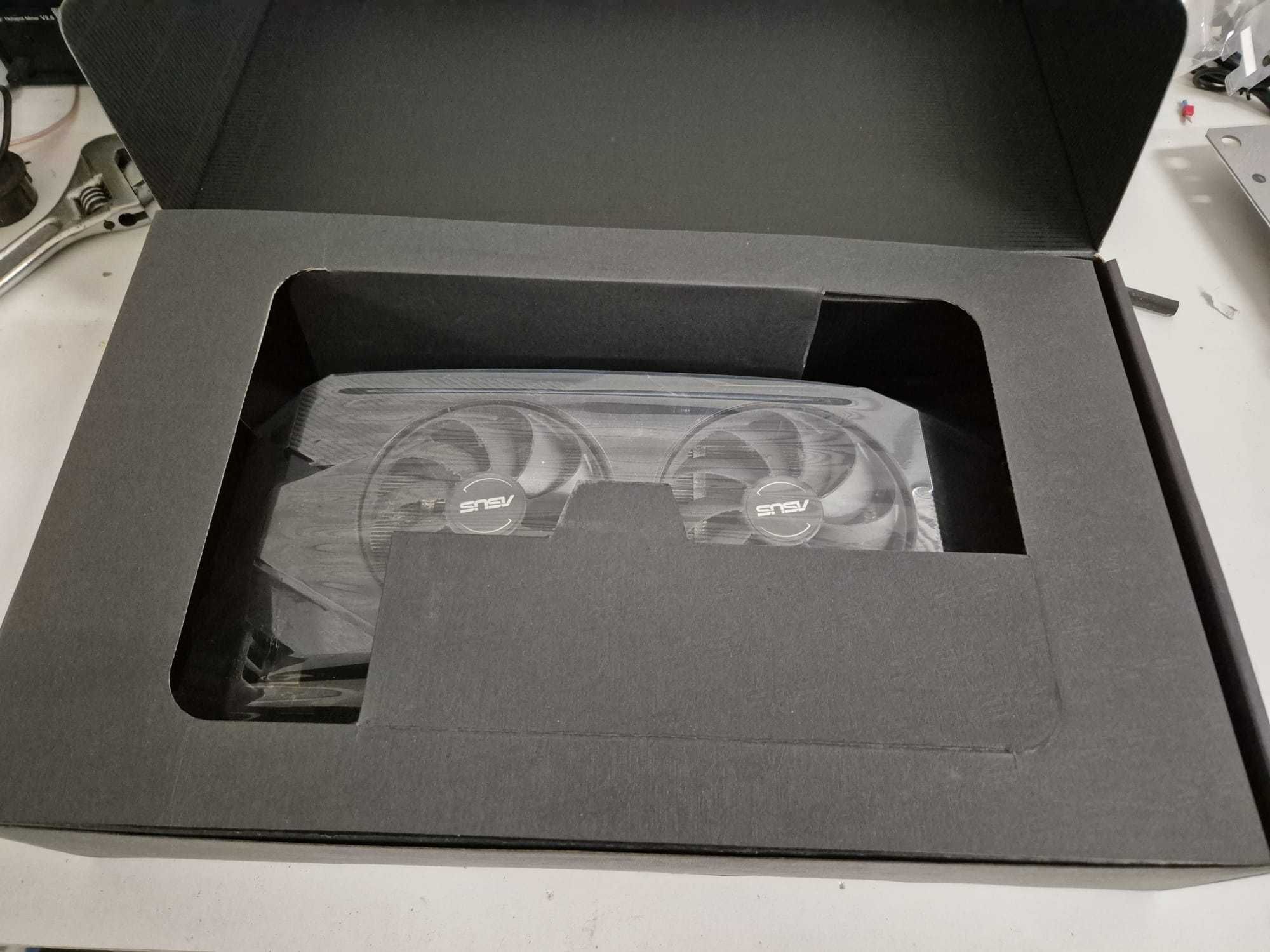 Placa Gráfica - ASUS Geforce RTX 2060 Dual OC  6GB GDDR6