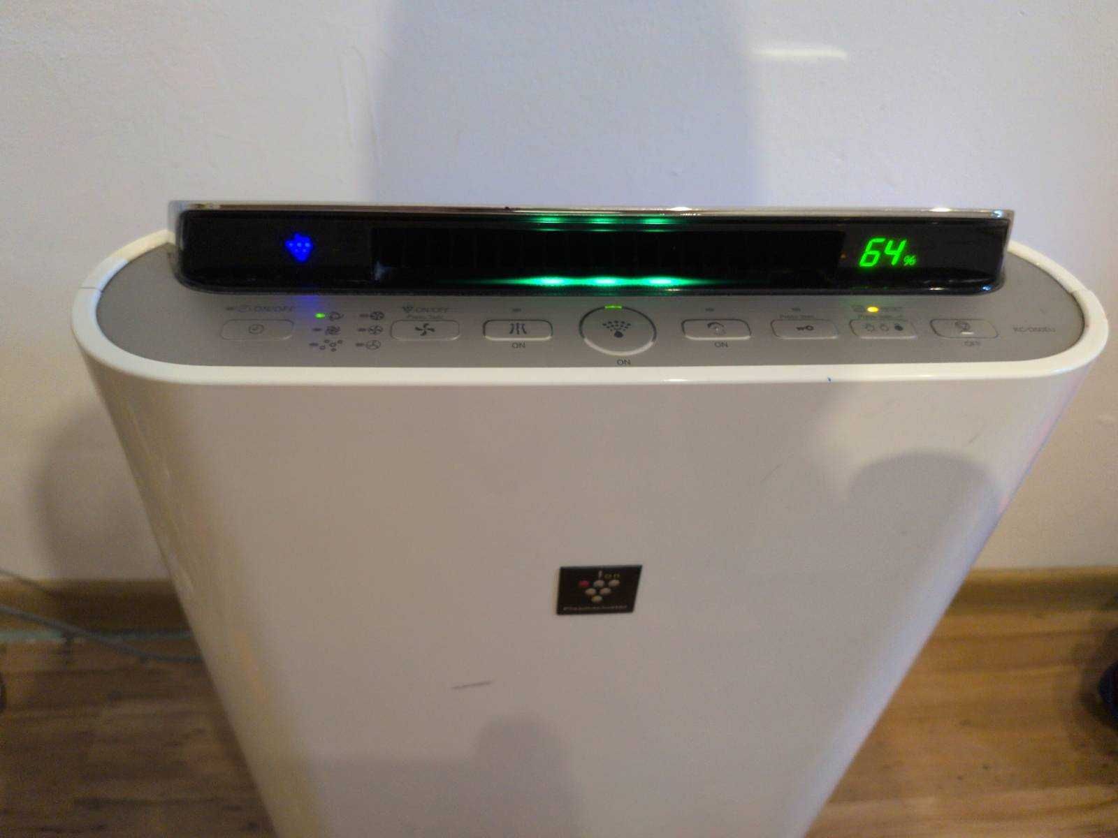 Oczyszczacz powietrza z nawilżaczem Sharp KC-D50EU-W + jonizacja