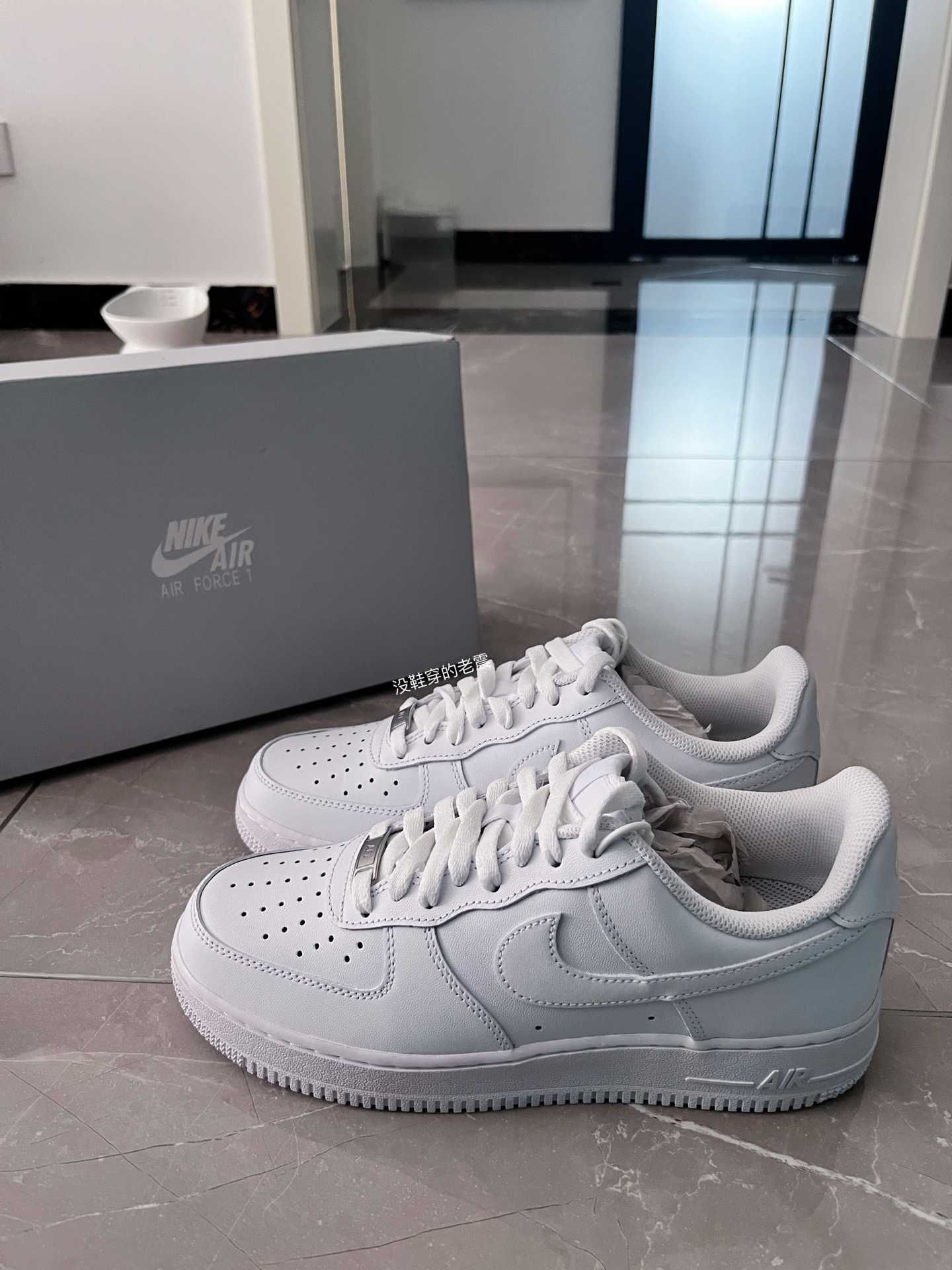 Trampki NikeAirForce1Low07White białe buty:37