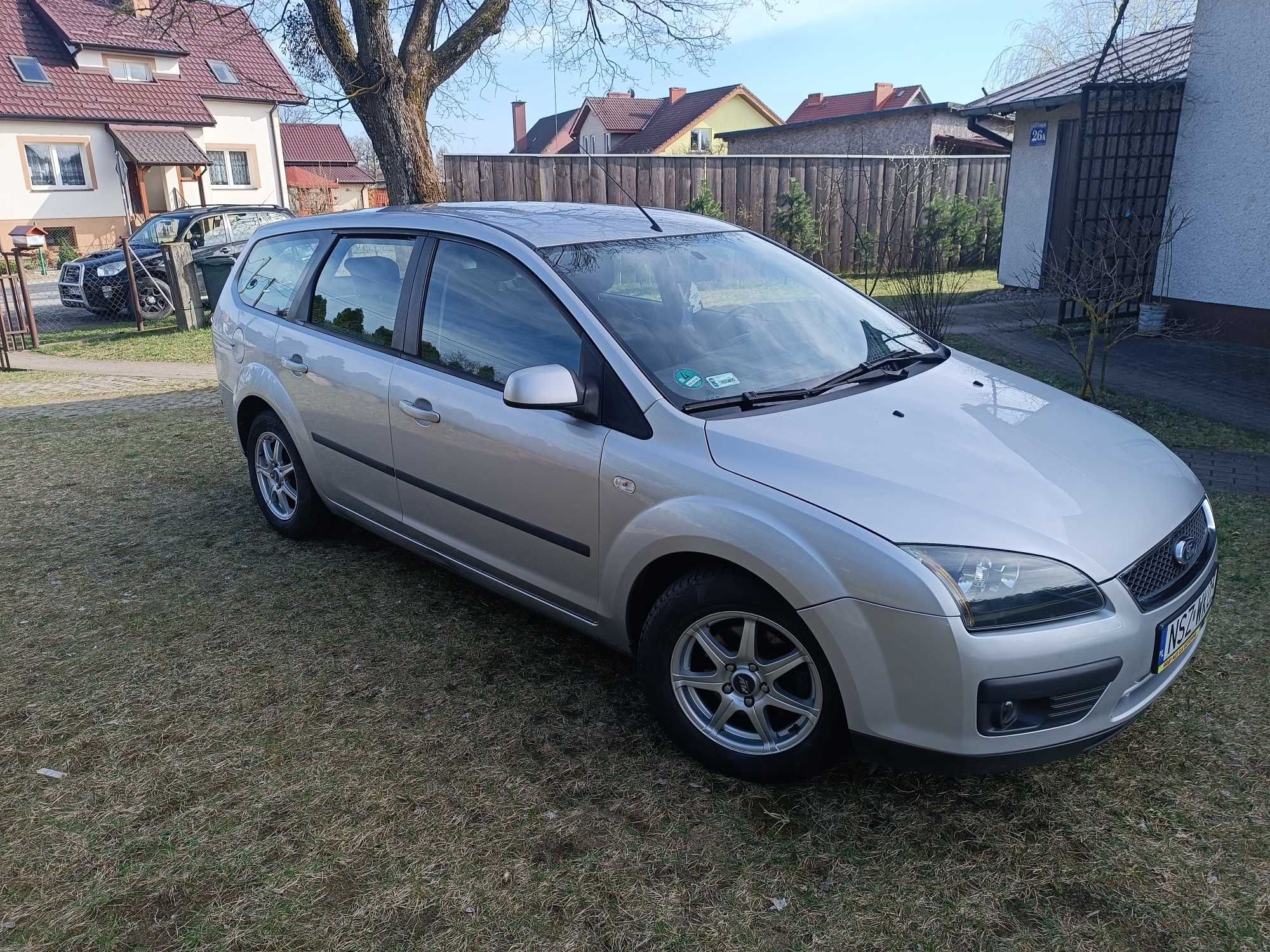 Ford Focus 1.6 benzyna