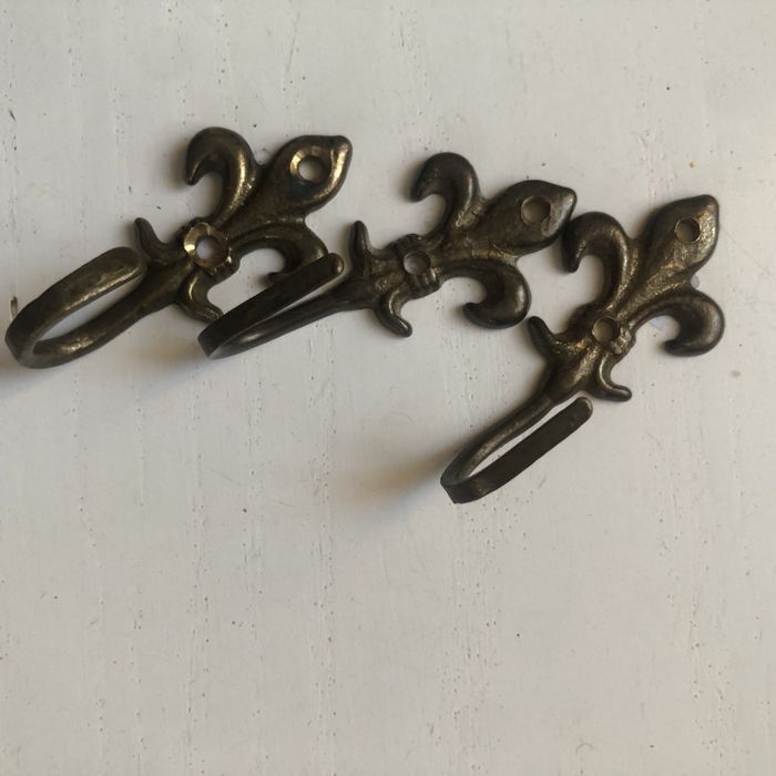 Гачок вішалка латунь вінтаж